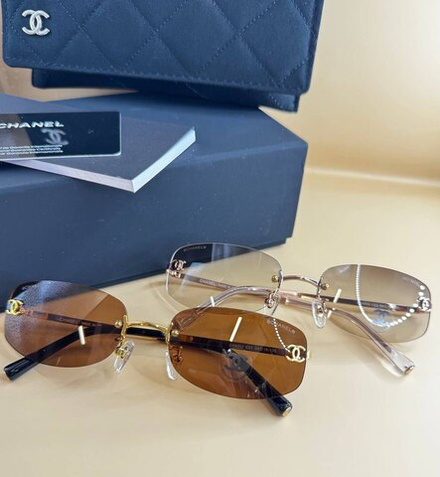 Солнцезащитные очки CHANEL