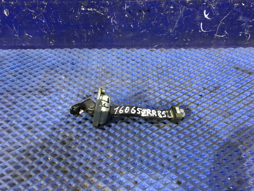 Ограничитель двери передней левой TOYOTA VOXY 2014-2021