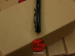 Нож Spyderco Lum Tanto - зеленая рукоять, клинок черный