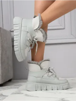 Зимние ботинки на платформе