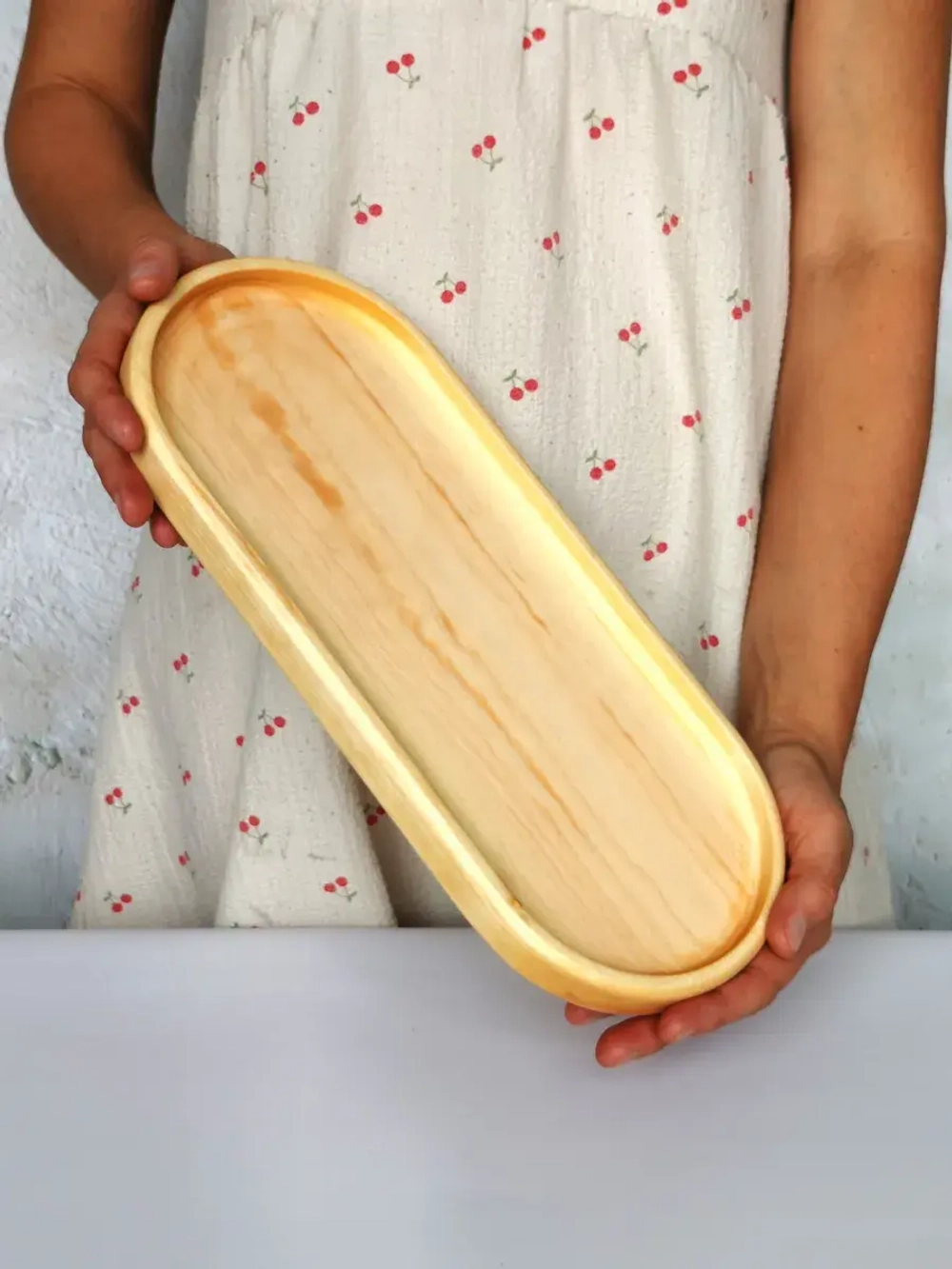 Поднос деревянный овальный