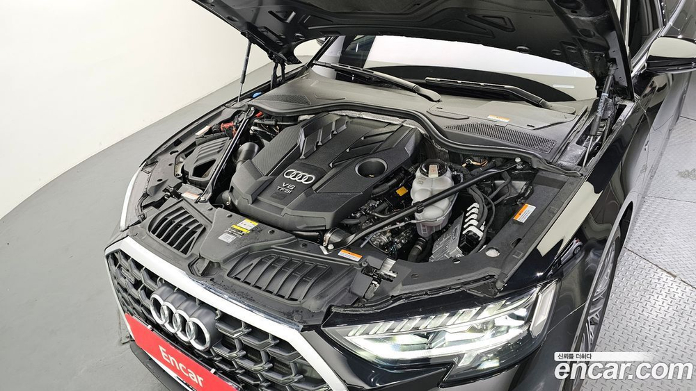 Audi A8 (D5) 55 TFSI Quattro Premium LWB (12.2022)