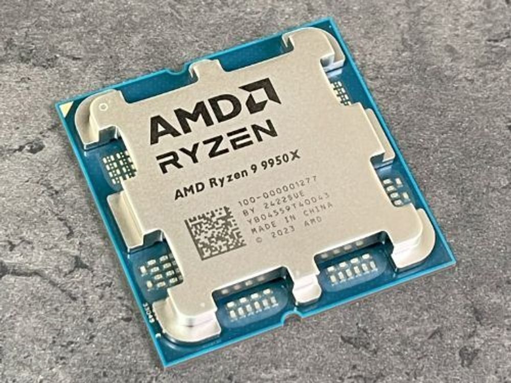 Процессор AMD Ryzen 9 9950X
