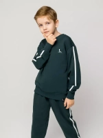 Спортивный костюм для мальчика в школу