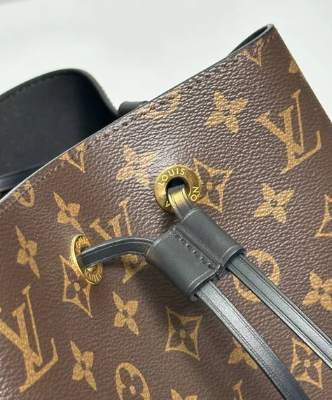 Сумка Louis Vuitton NeoNoe MM (черная фурнитура)