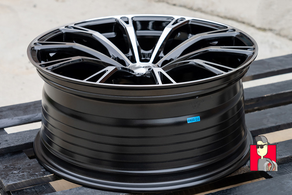 Комплект дисков Vossen 3313 FlowForm 19x8.5 et30 5x114.3