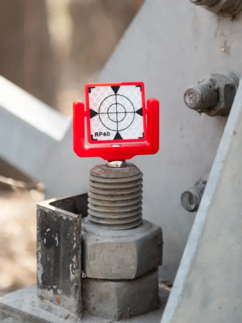 Марка геодезическая на магните МГМ-40, отражатель, пленка 40*40 мм, (комплект из 3 шт.)