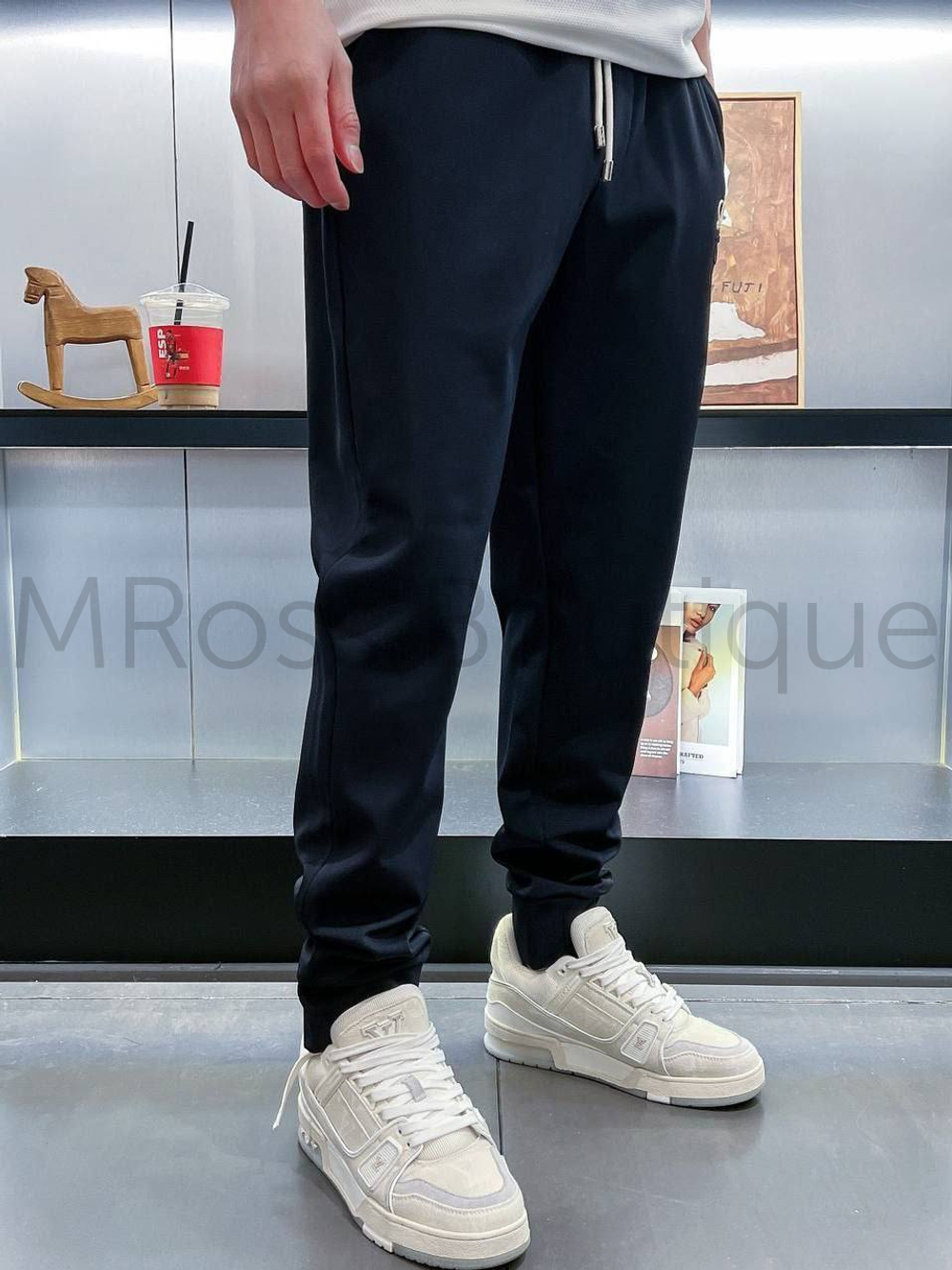 Мужские спортивные штаны Loewe с вышивкой и кожаным карманом