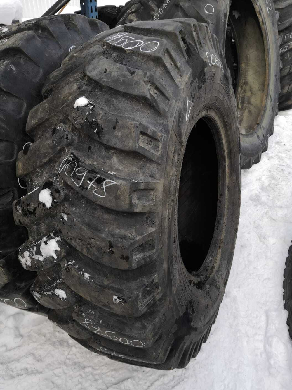 17.5-25 Belshina Ф-120 шина б/у