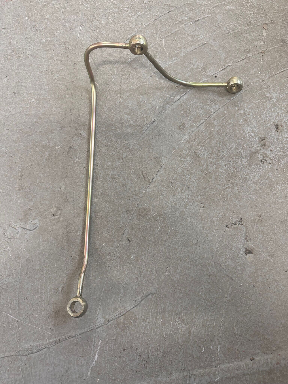 Трубка (смазки клапанного механизма