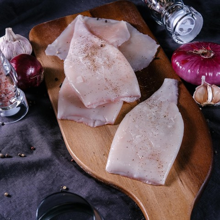 Кальмар (филе) свежемороженый 1кг.
