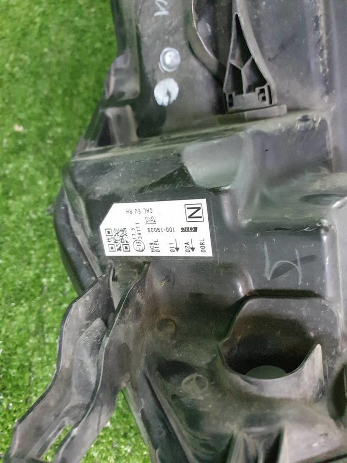 Фара правая Nissan Qashqai 2 j11 (17-23) галоген