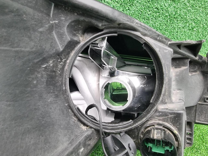 Фара левая Changan Lamore (2023-н.в.) LED