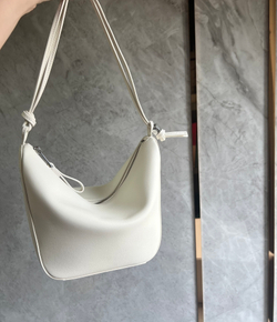Loewe Mini Hammock Hobo 28 cm