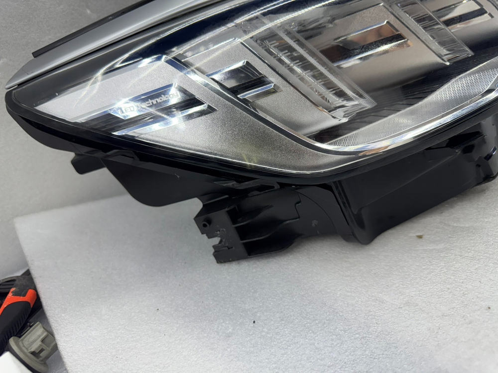 BYD Song Pro оригинальная правая LED фара