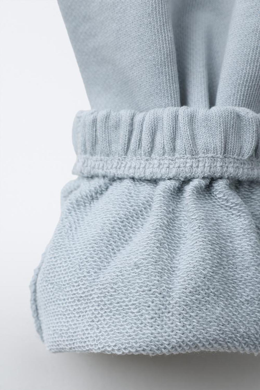 ZARA БРЮКИ-ДЖОГГЕРЫ GARMENT DYE С НАШИВКОЙ, ГОЛУБОЙ