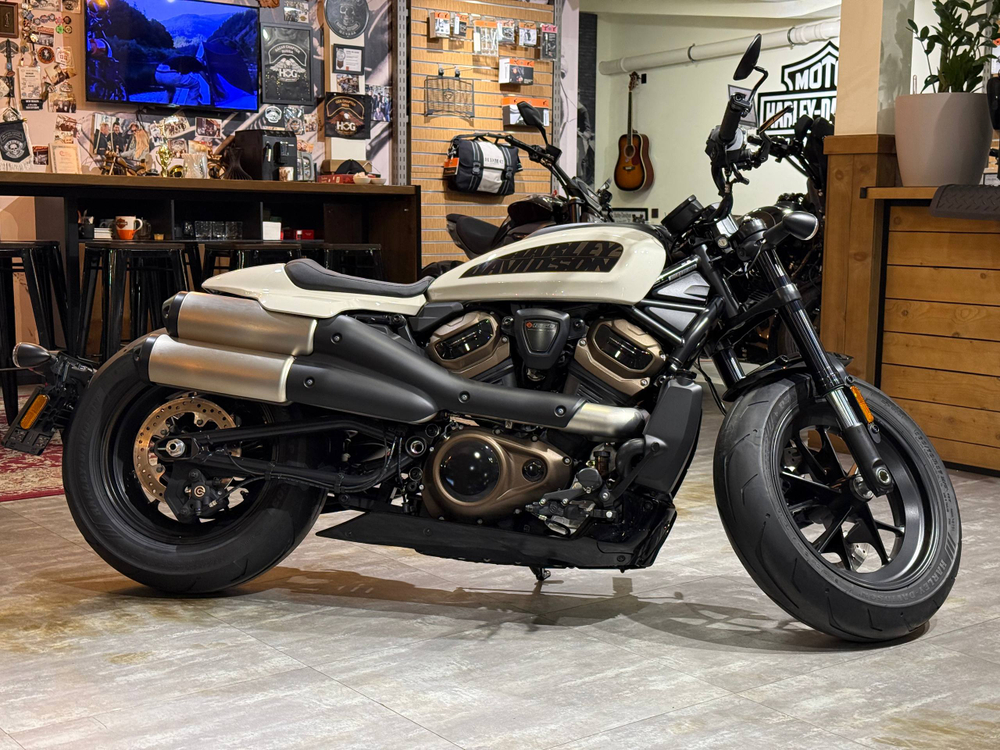 Harley-Davidson Sportster S  2022 (белый)