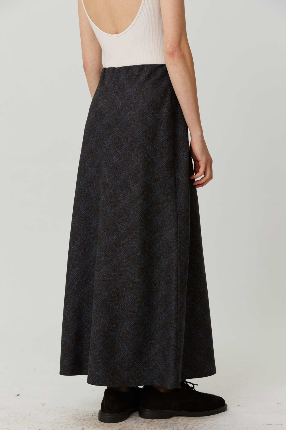 Юбка макси в темно-серую клетку из шерсти