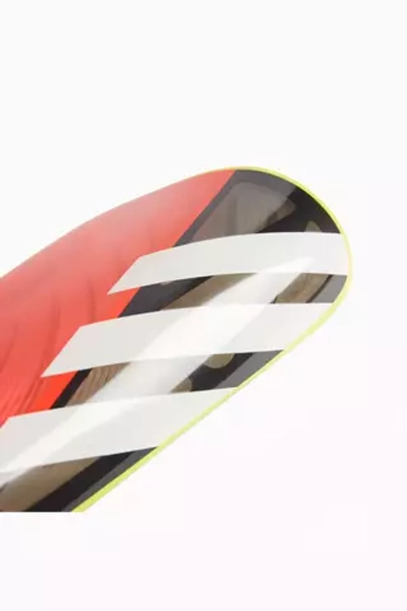 Футбольные щитки adidas Tiro League