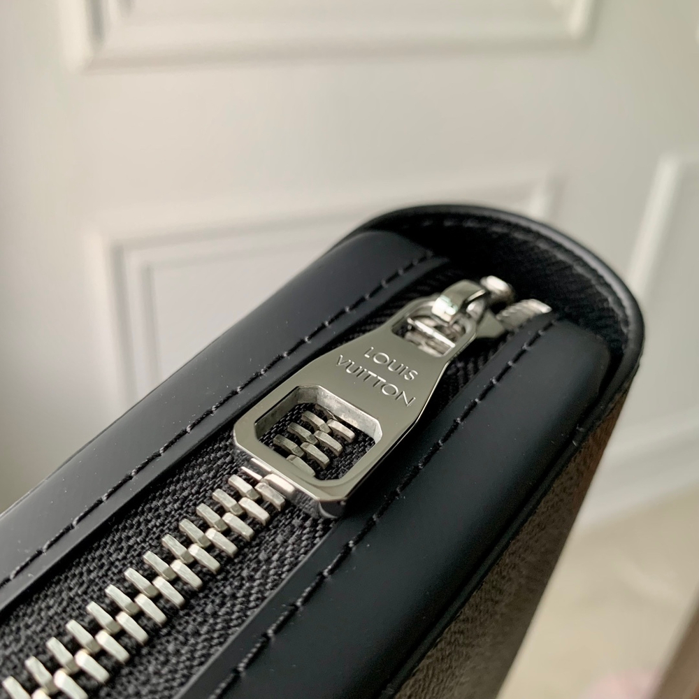 Louis Vuitton Zippy XL Wallet