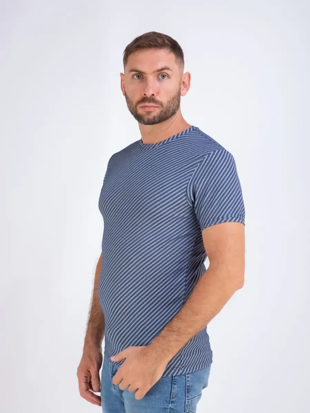 Футболка мужская однотонная базовая