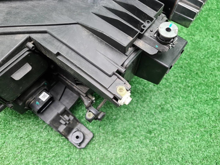 Фара правая VW Talagon (2021-н.в.) LED