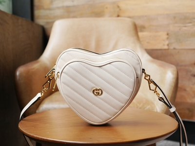 Gucci GG Mini Heart Shoulder Bag