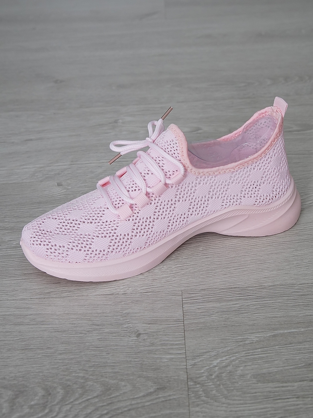 Кроссовки женские летние