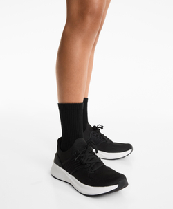 OYSHO Набор из трех пар классических спортивных носков из хлопковой смеси, черный