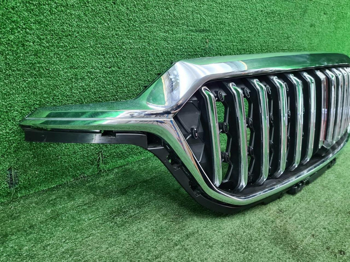 Решетка радиатора Hongqi HS5 (2019-н.в.)