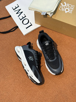 Кроссовки Loewe