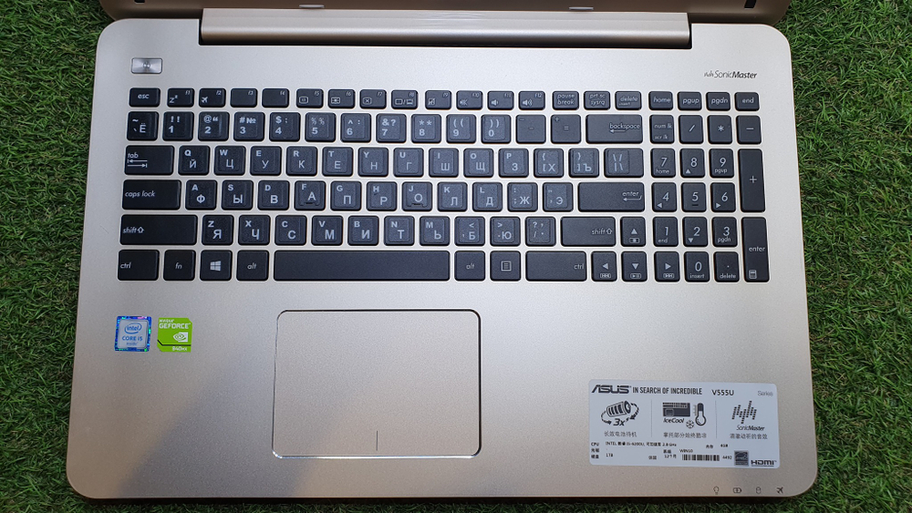 Ноутбук ASUS i5-6/12Gb/940MX 2Gb