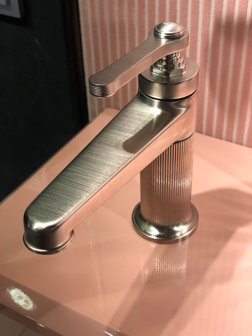 Смеситель для раковины Gessi Venti20 однорычажный, с донным клапаном