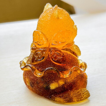 Недовольный кот-фея