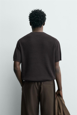 ZARA ФУТБОЛКА ПЛАТОЧНОЙ ВЯЗКИ, ШОКОЛАДНЫЙ