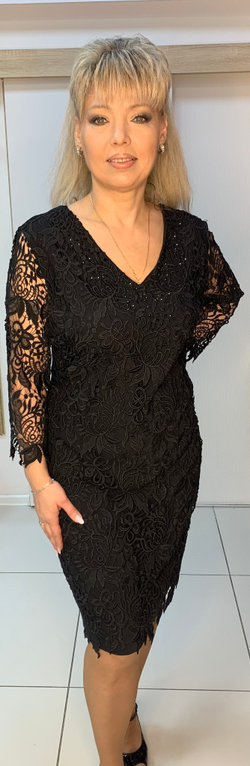 Гипюровое  черное нарядное платье