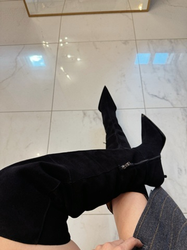 Ботфорты в черной замше JULIE