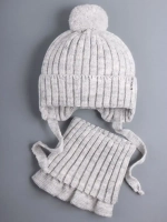 Шапка осенняя детская на завязках и снуд