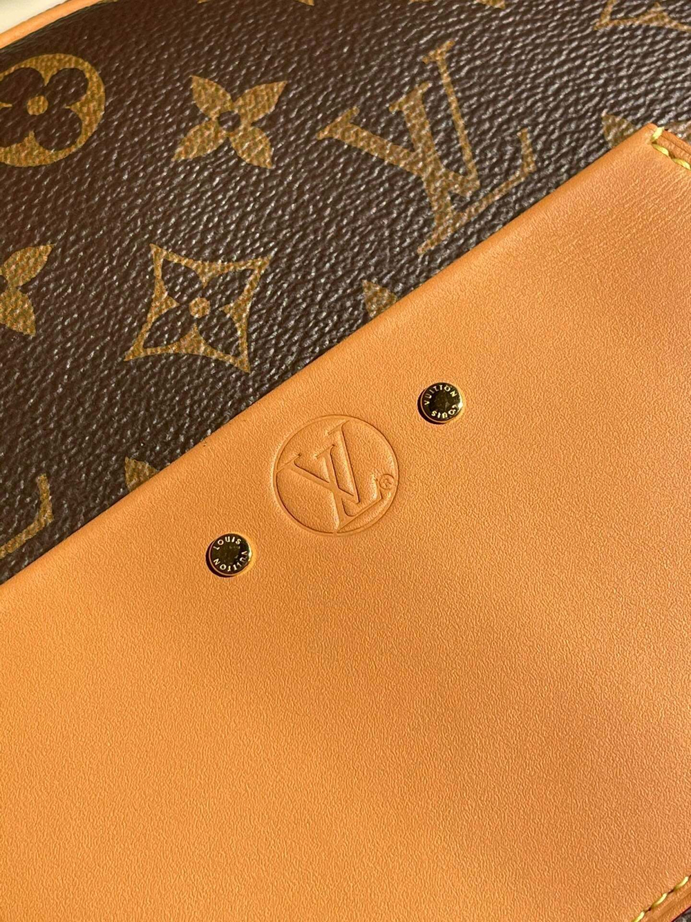 Louis Vuitton Boite Chapeau Souple MM