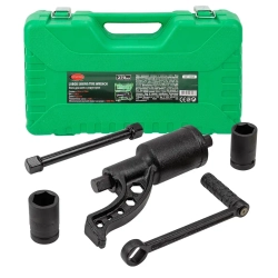 Набор инструмента: гайковерт ручной с редуктором в комплекте с головками RockForce RF-3411384