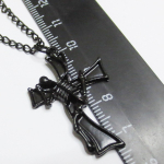 Кулон "Скелет на кресте" (36х23мм) черный на цепочке.