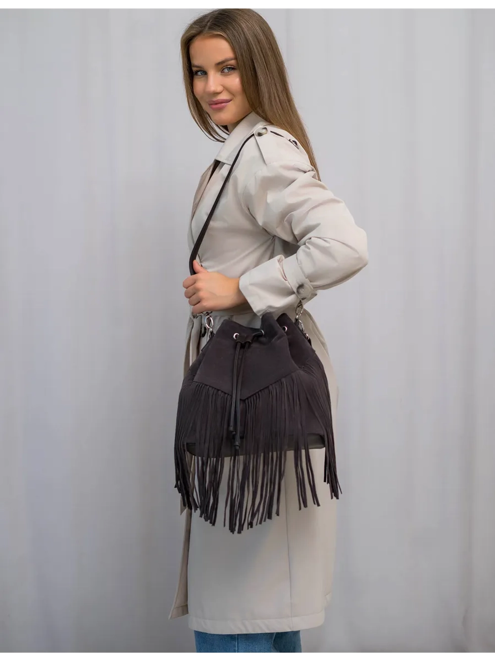 сумка через плечо тоут средняя натуральная замша