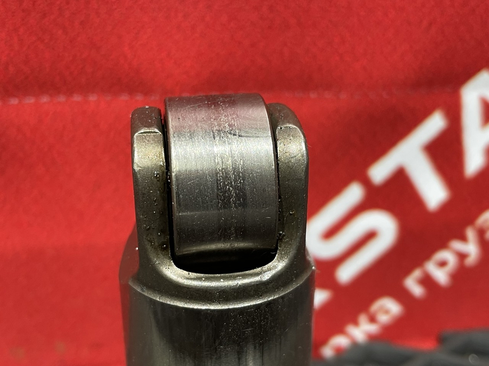 Толкатель впускного клапана