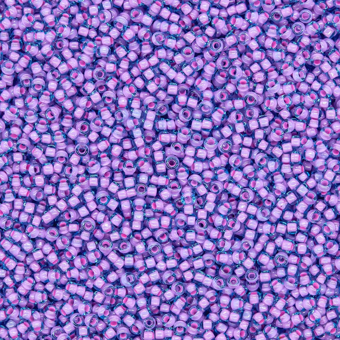 Японский бисер TOHO Round 15/0 (№937), окрашенный изнутри прозрачный