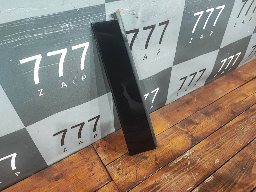 Накладка двери задней правой Camry XV70 Новая Оригинал 75761011