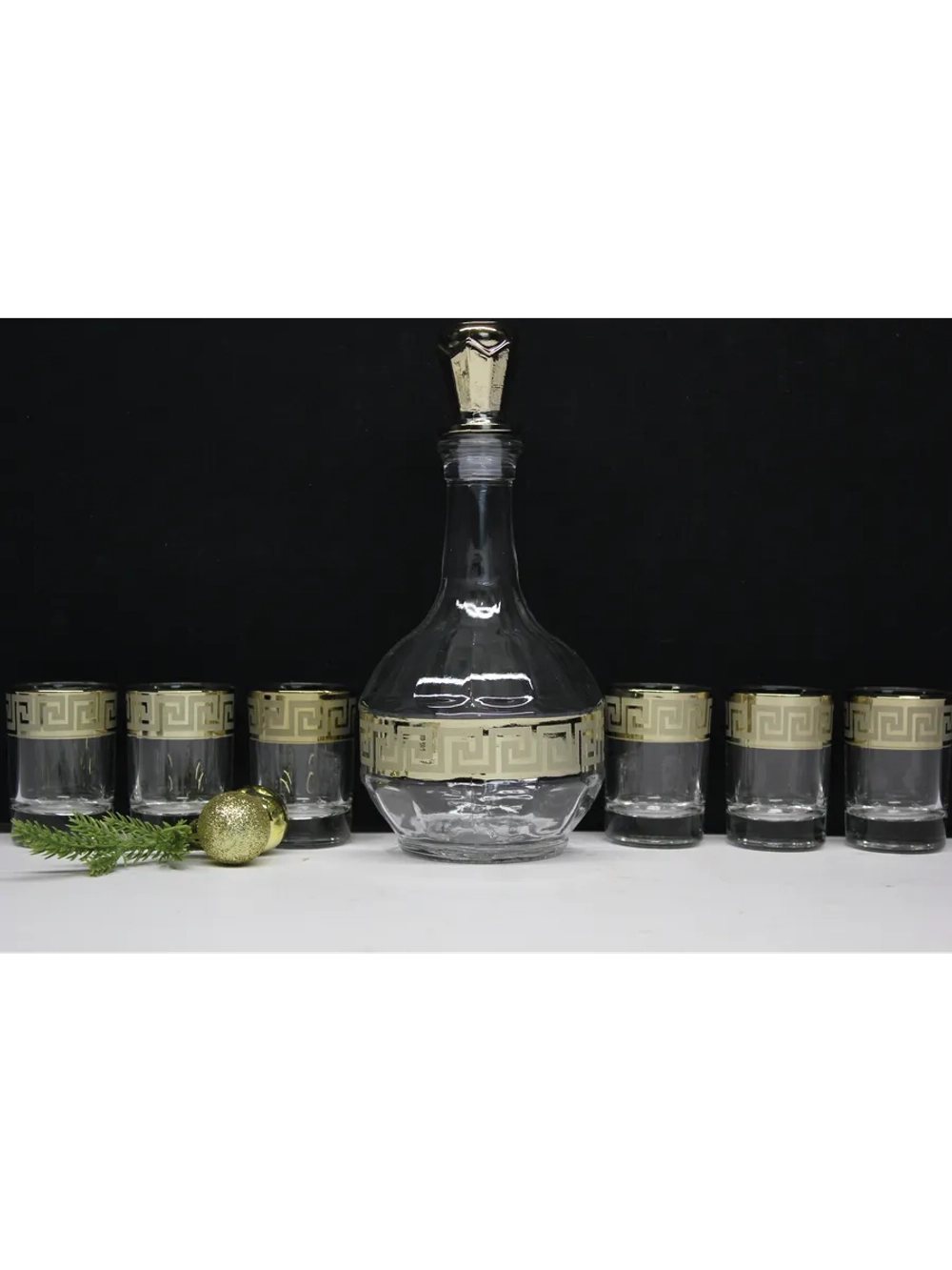 Набор графин и 6 стопок