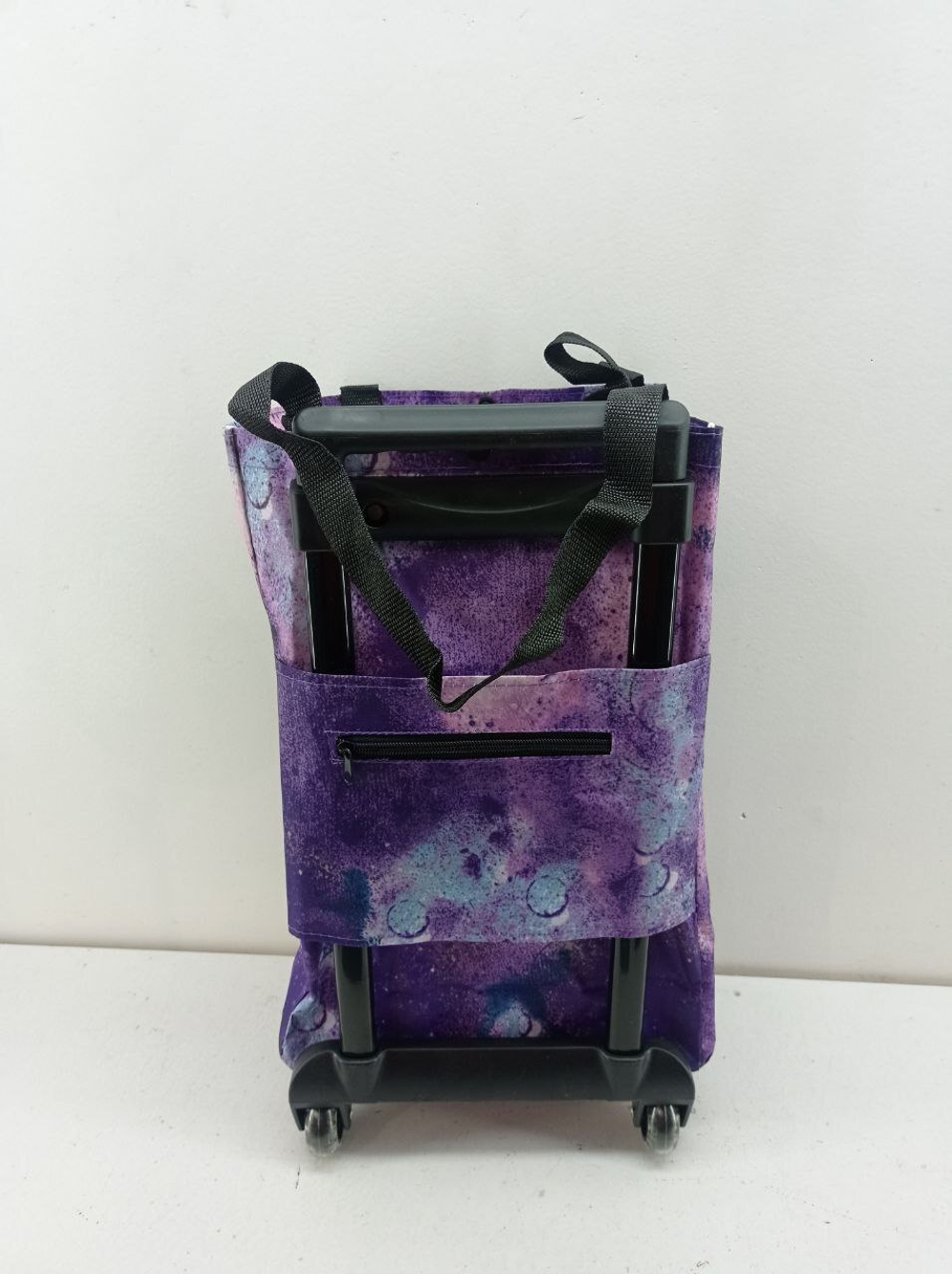 Сумка на колесиках , хозяйственная , сумка-тележка , с выдвижной ручкой.