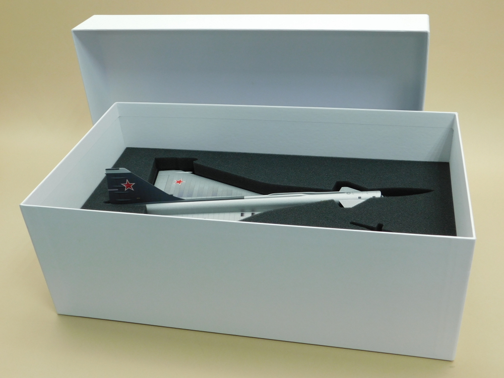 Модель самолета Т-4 "СОТКА" (М1:100, с шасси)