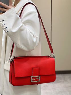Fendi Baguette Bag 32 cm