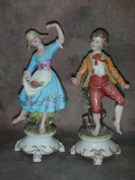 Статуэтка. Фарфор. Детский танец пара. Capodimonte. Италия